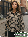 Underbart vacker blus med svart bottenfrg
