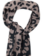Varmstickad scarf, leo